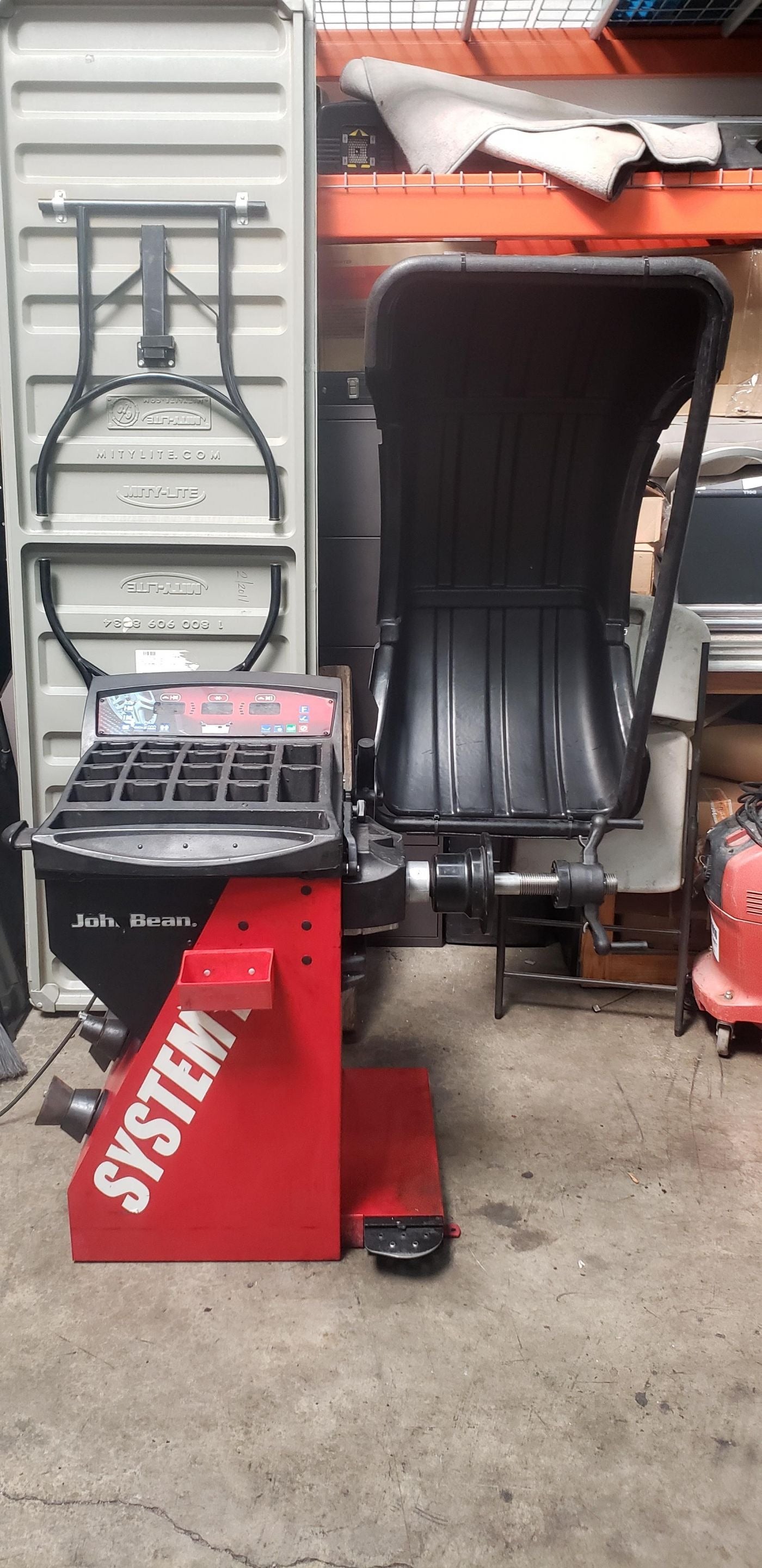 John Bean System II Wheel Balancer